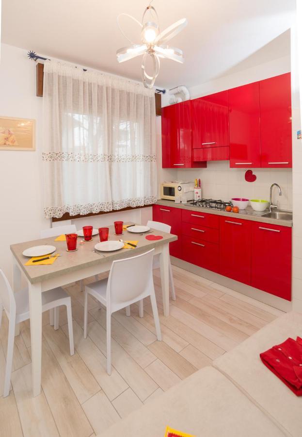 Nuovo E Centrale Appartamento 3-4 Persone ลิโดดิเยโซโล ภายนอก รูปภาพ
